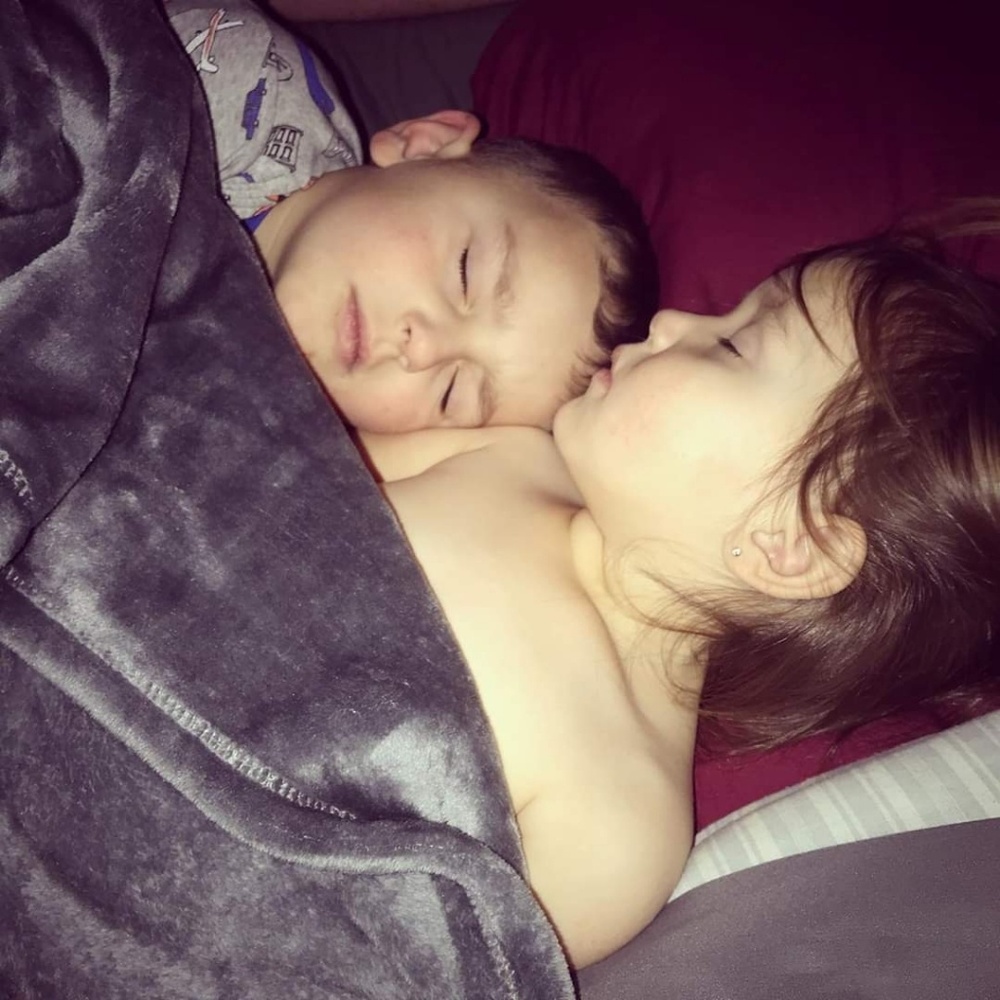 Meet your Posher, Menia